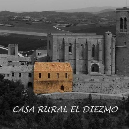 El Diezmo Artajona Buitenkant foto