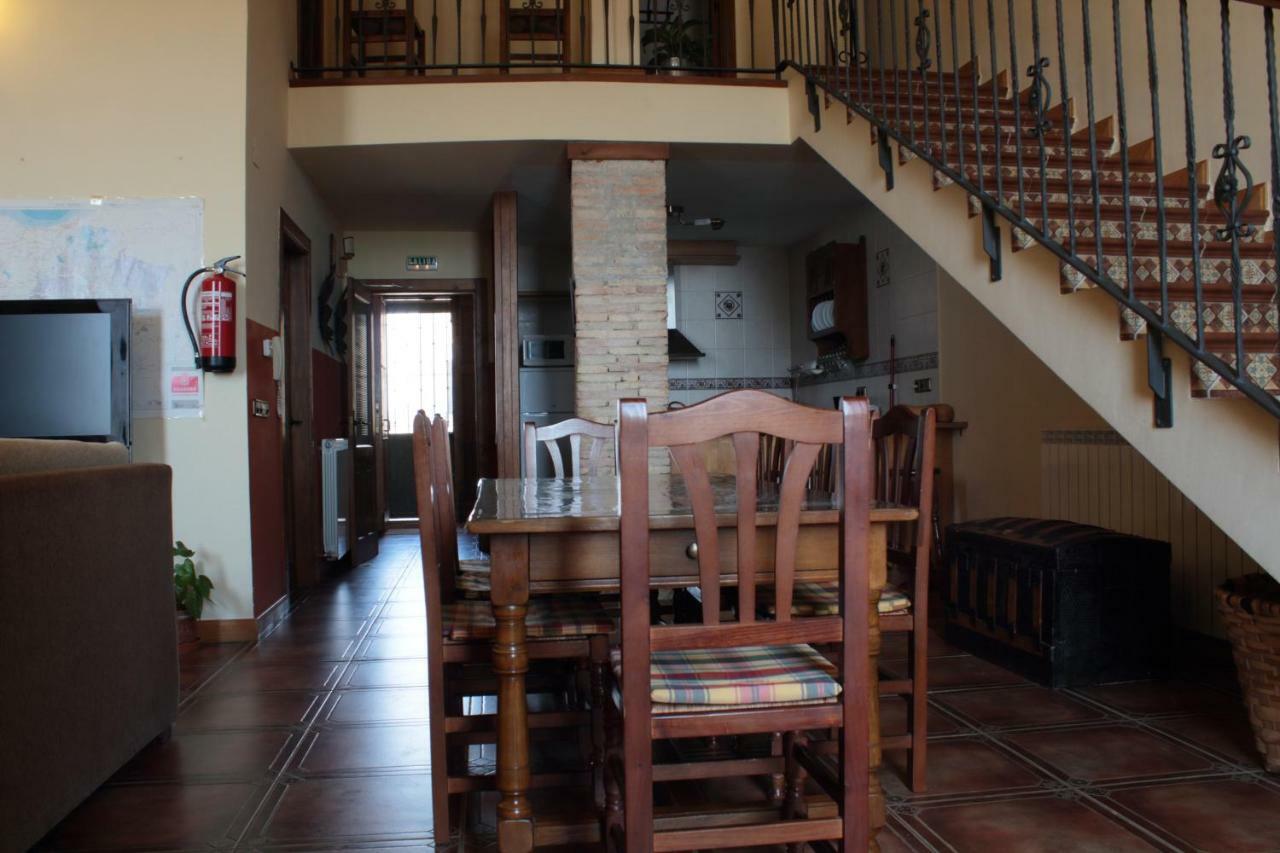 El Diezmo Artajona Buitenkant foto
